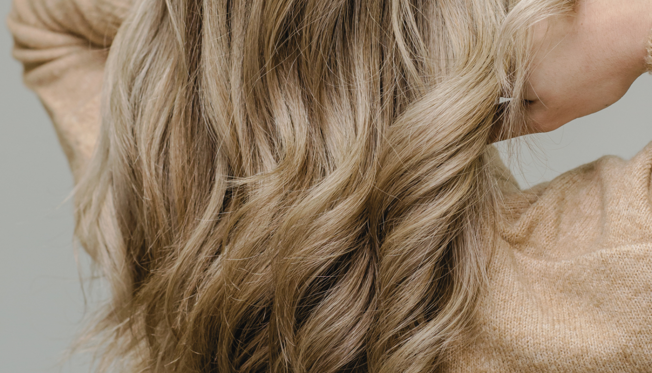 Rosemary Hair Oil's Role in Managing an Itchy Scalp