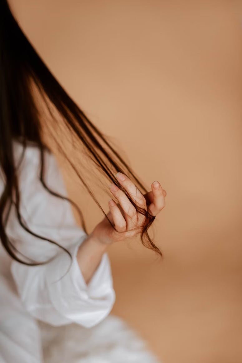 Argon Oil and Rosemary Oil for Postpartum Hair Loss Solutions